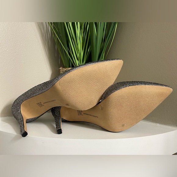 Sparkling Grey/Silver Heels - Picture 5 of 12